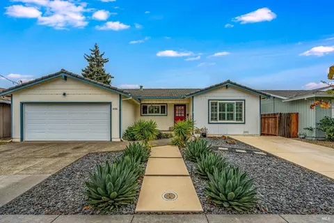 4336 Plass Dr, Napa, CA 94558