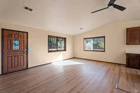 Living - 27931 Poppy Dr, Willits, CA 95490 photo 1 of 2
