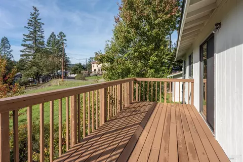 Exterior - 27931 Poppy Dr, Willits, CA 95490 photo 3 of 7