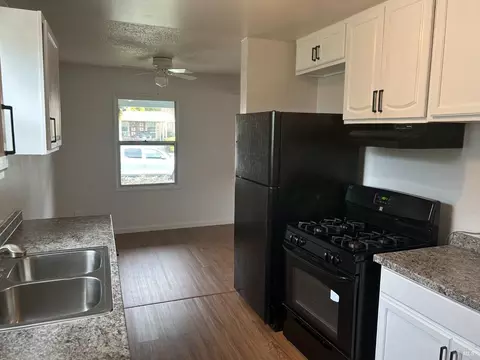 243 Sage St, Vallejo, CA 94589 photo 3