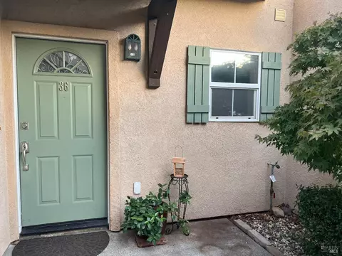 36 Bridgegate Way, Napa, CA 94559