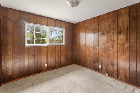 Bedroom - 1242 Poplar Ave, Willits, CA 95490 photo 1 of 4