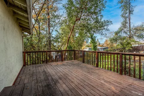 Exterior - 1242 Poplar Ave, Willits, CA 95490 photo 5 of 7