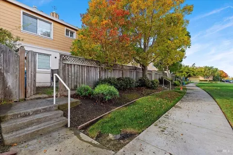 Exterior - 803 Daniels Ave, Vallejo, CA 94590 photo 6 of 6