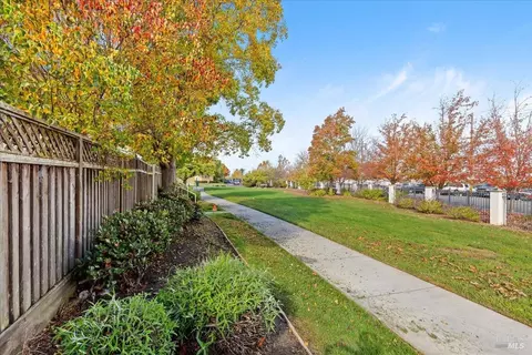 Exterior - 803 Daniels Ave, Vallejo, CA 94590 photo 5 of 6