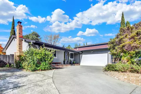 221 Parkview Ter, Vallejo, CA 94589