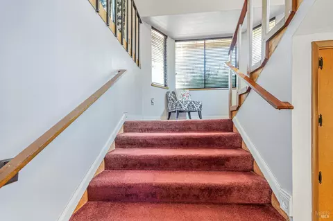 Entry Way - 3590 Burnside Rd, Sebastopol, CA 95472 photo 3 of 4