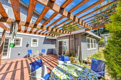 Exterior - 3590 Burnside Rd, Sebastopol, CA 95472 photo 6 of 29