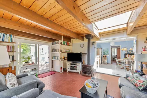 Living - 3590 Burnside Rd, Sebastopol, CA 95472 photo 1 of 5