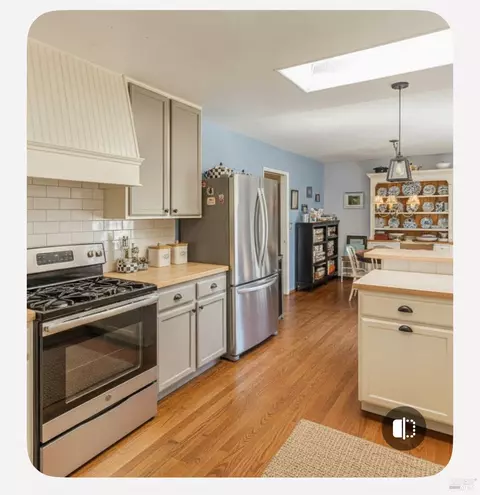 Kitchen - 3590 Burnside Rd, Sebastopol, CA 95472 photo 5 of 6