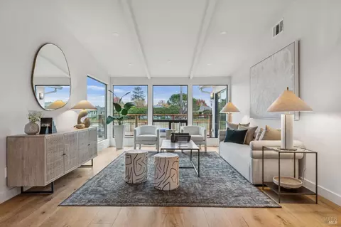 Living - 145 Yolo St, Corte Madera, CA 94925 photo 1 of 2