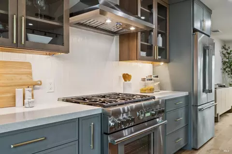 Kitchen - 145 Yolo St, Corte Madera, CA 94925 photo 4 of 8