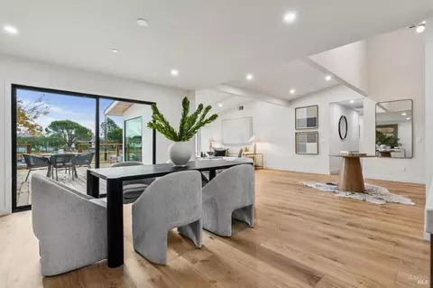 Dining - 145 Yolo St, Corte Madera, CA 94925 photo 4 of 4