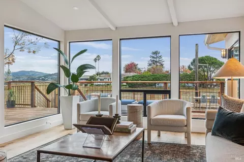 Living - 145 Yolo St, Corte Madera, CA 94925 photo 2 of 2