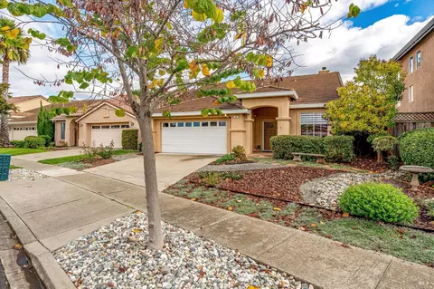 Exterior - 30 Peninsula Ct, Napa, CA 94559 photo 15 of 15