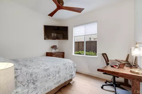 Bedroom - 30 Peninsula Ct, Napa, CA 94559 photo 3 of 8