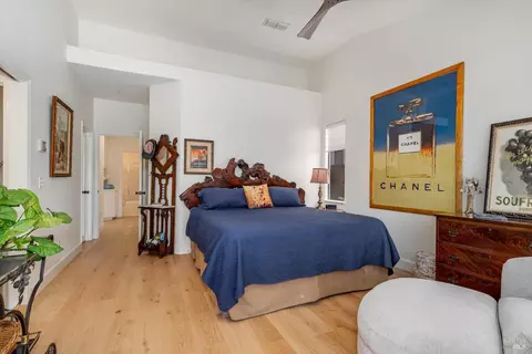 Bedroom - 30 Peninsula Ct, Napa, CA 94559 photo 8 of 8