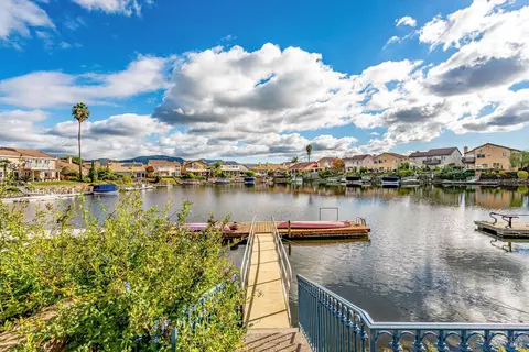 View/Area - 30 Peninsula Ct, Napa, CA 94559 photo 2 of 16