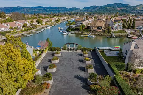 View/Area - 30 Peninsula Ct, Napa, CA 94559 photo 10 of 16