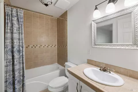 Bath - 337 Eldridge Ave, Vacaville, CA 95688 photo 1 of 3