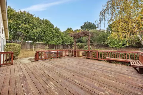 256 Honeydew Dr, Vallejo, CA 94591 photo 20