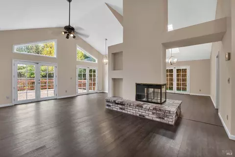256 Honeydew Dr, Vallejo, CA 94591 photo 4