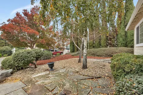 256 Honeydew Dr, Vallejo, CA 94591 photo 3