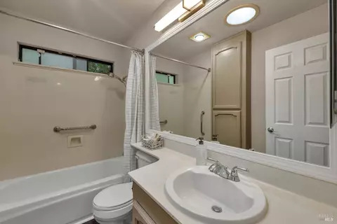 256 Honeydew Dr, Vallejo, CA 94591 photo 13