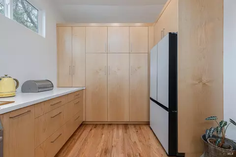 Kitchen - 340 Payran St, Petaluma, CA 94952 photo 4 of 4