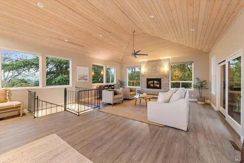 1205 Calle Del Arroyo Rd, Sonoma, CA 95476