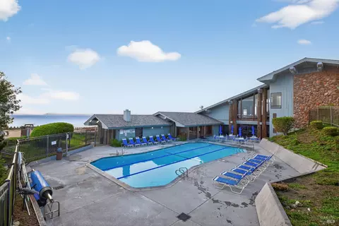 Exterior - 21002 Heron Dr, Bodega Bay, CA 94923 photo 17 of 20