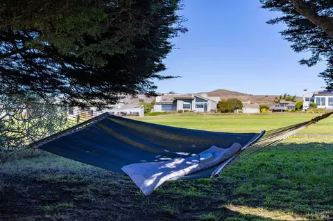 Exterior - 21002 Heron Dr, Bodega Bay, CA 94923 photo 8 of 20