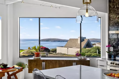 Kitchen - 21002 Heron Dr, Bodega Bay, CA 94923 photo 2 of 5