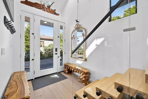 Entry Way - 21002 Heron Dr, Bodega Bay, CA 94923 photo 1 of 5