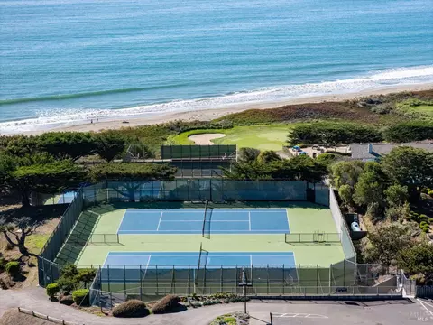 View/Area - 21002 Heron Dr, Bodega Bay, CA 94923 photo 5 of 9