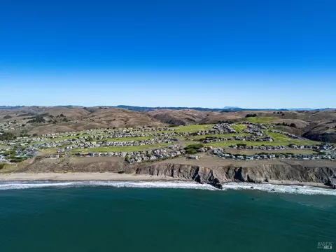 View/Area - 21002 Heron Dr, Bodega Bay, CA 94923 photo 3 of 9