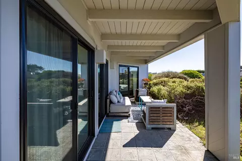 Exterior - 21002 Heron Dr, Bodega Bay, CA 94923 photo 3 of 20