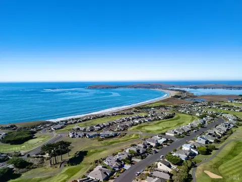 View/Area - 21002 Heron Dr, Bodega Bay, CA 94923 photo 2 of 9