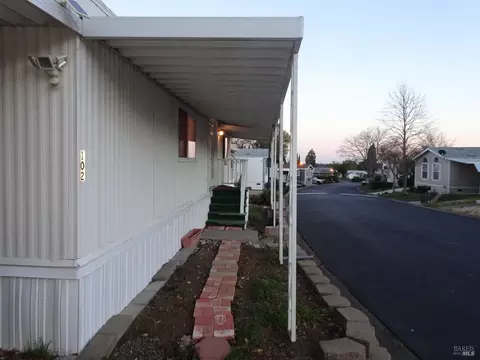 102 Goya Dr, Fairfield, CA 94534 photo 3