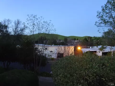 102 Goya Dr, Fairfield, CA 94534 photo 9