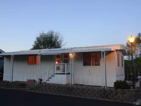 102 Goya Dr, Fairfield, CA 94534 photo 5