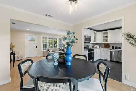 2817 Pine St, Napa, CA 94558 photo 17