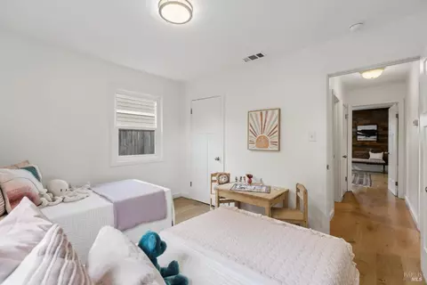 2817 Pine St, Napa, CA 94558 photo 24