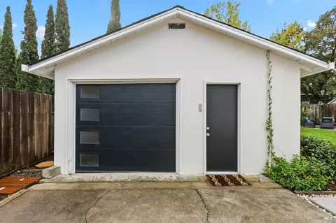 2817 Pine St, Napa, CA 94558 photo 30