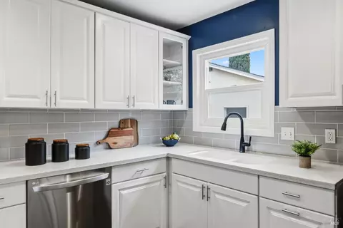 2817 Pine St, Napa, CA 94558 photo 22