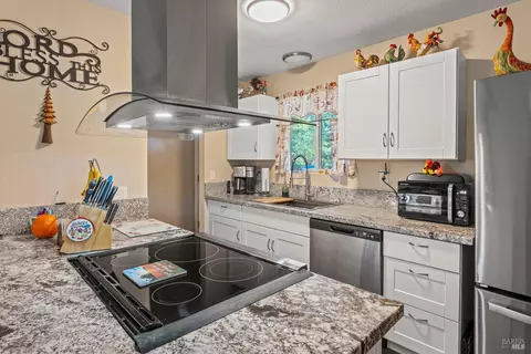 Kitchen - 26861 Oriole Dr, Willits, CA 95490 photo 1 of 3