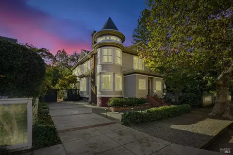 16 Redwood Dr, Ross, CA 94957