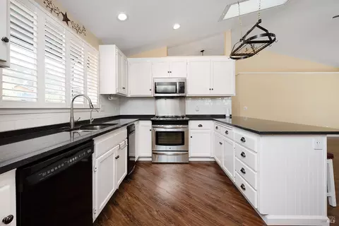 Kitchen - 2726 Edison St, Graton, CA 95444 photo 2 of 2