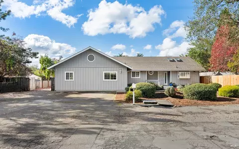 Exterior - 2726 Edison St, Graton, CA 95444 photo 2 of 11