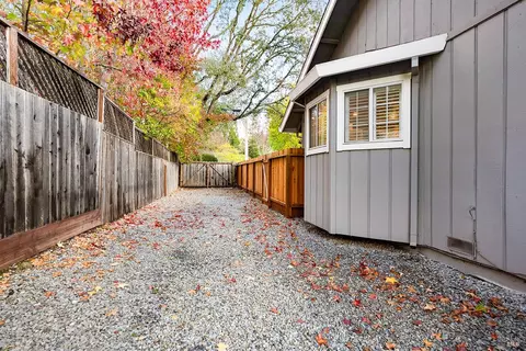 Exterior - 2726 Edison St, Graton, CA 95444 photo 6 of 11